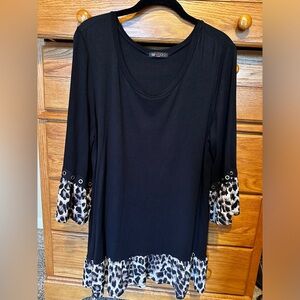 Vision XL blouse.  Looks super cute with black leggings (not included)